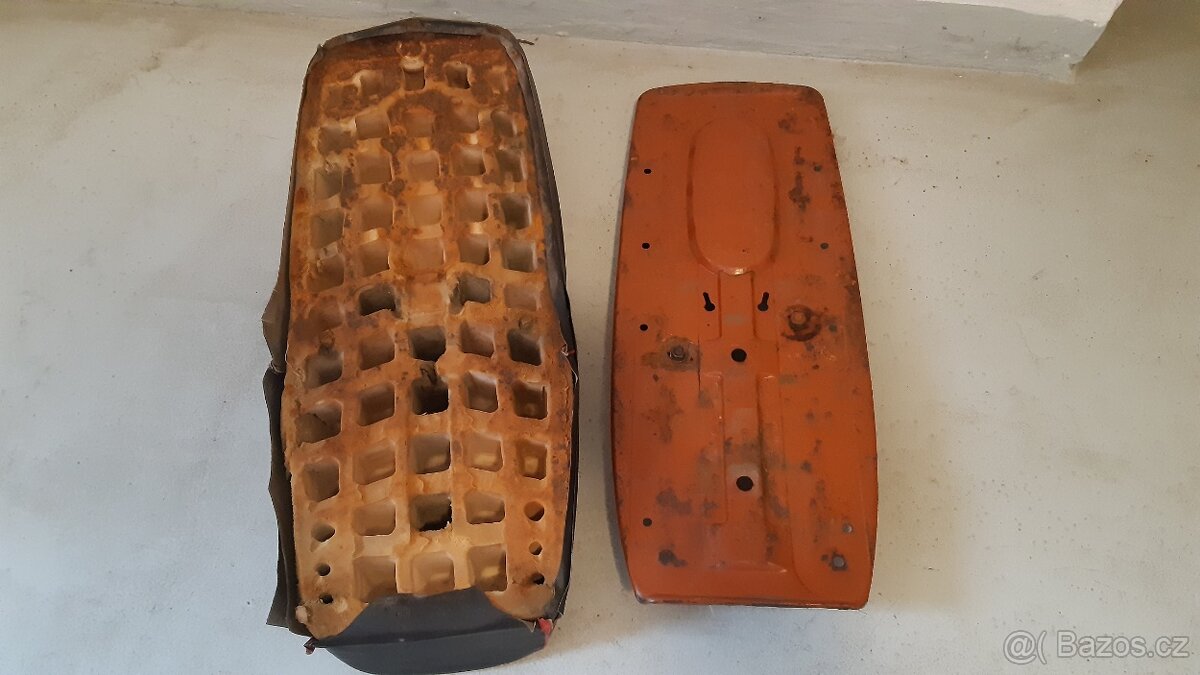 Jawa 350/634 - sedlo - 3