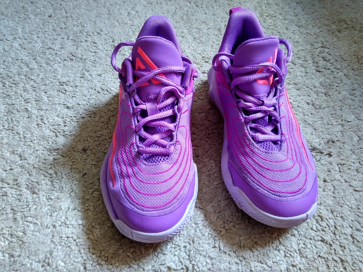 vel.35, Nike Giannis Immortality 4, boty, kecky - 3