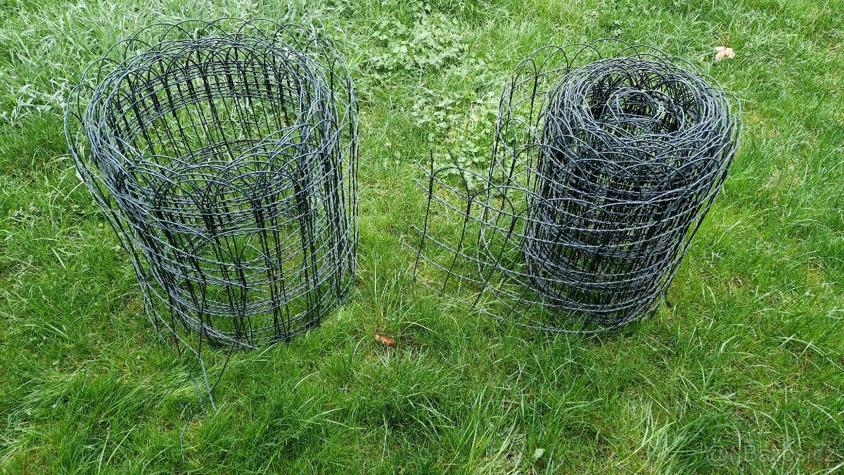 Zahradní zelený plot - 3