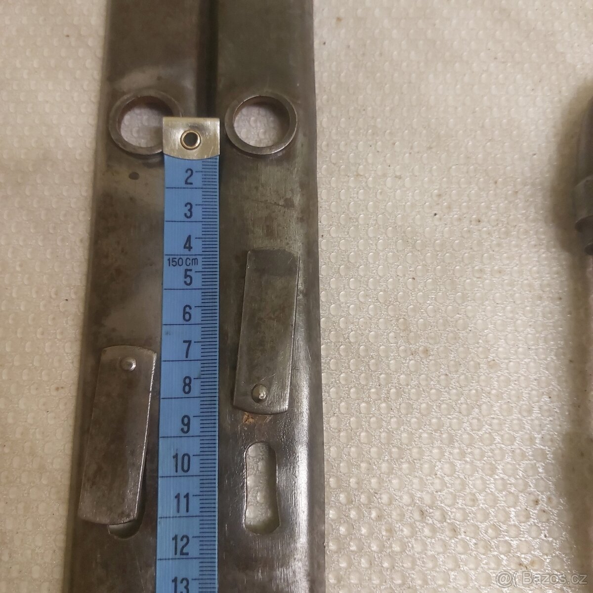 Staré kliky a štítky- kovové. - 3