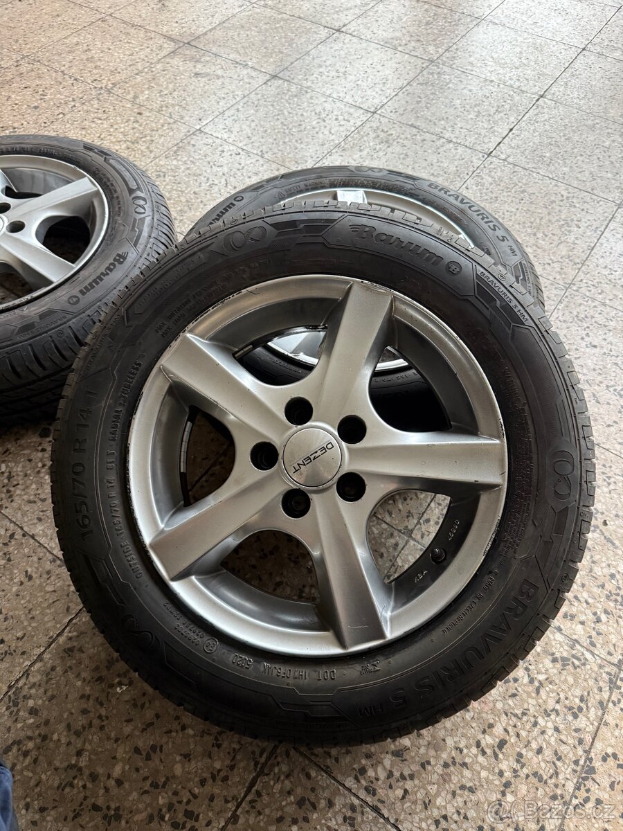 Prodám sadu alu kol s letními pneu 5x100 R14 - 3