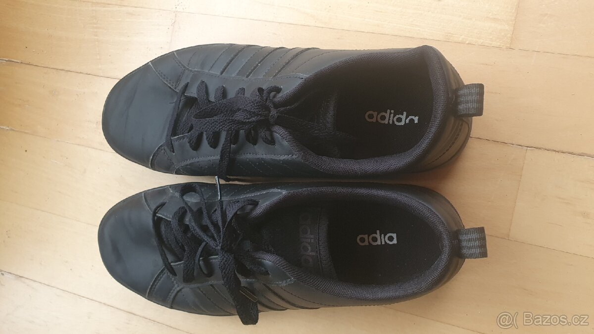 Volnočasové boty Adidas, EU 42 - 3