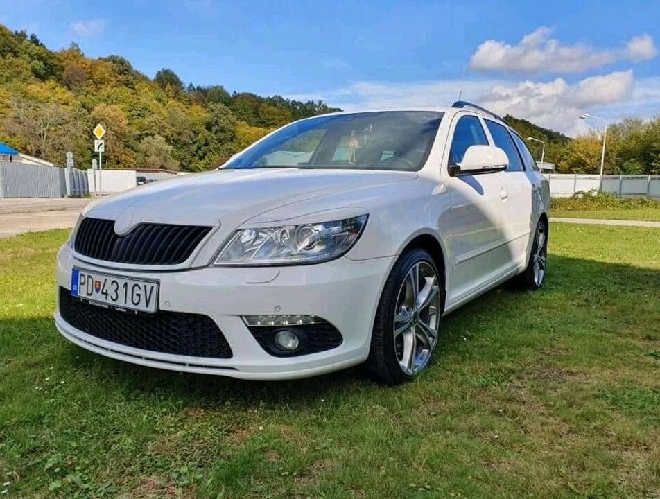 MRACITKA SVETEL OCTAVIA 2 Facelift - 3