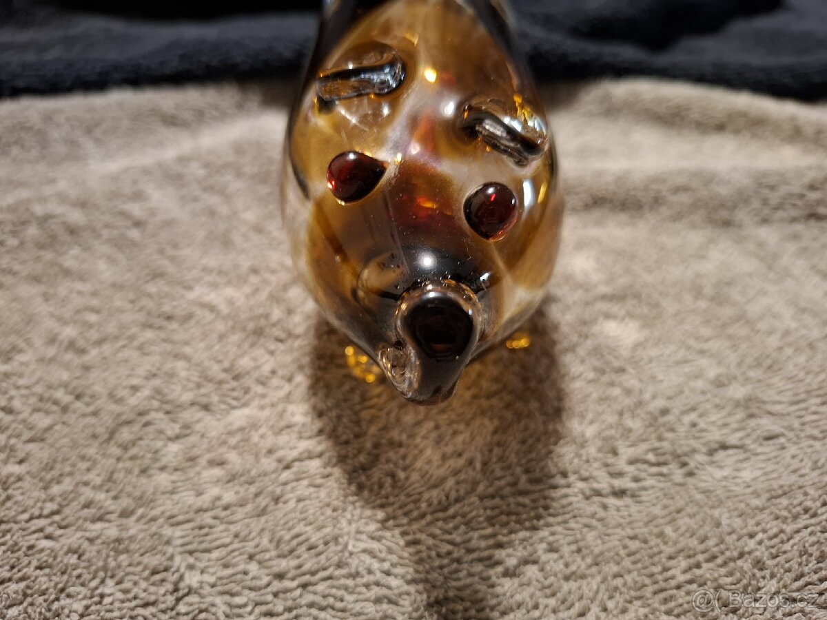 Skleněné prasátko - 3