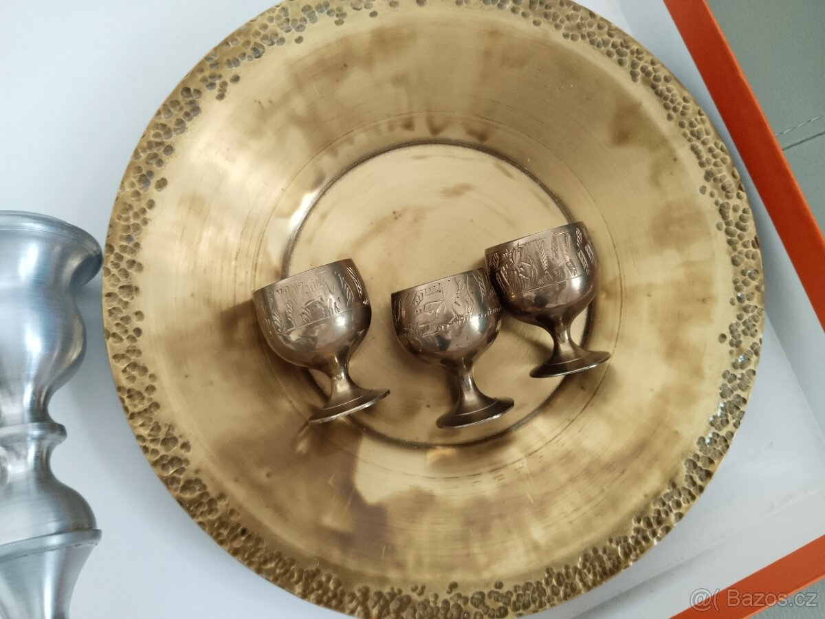 Kovové dekorace z dědictví - 3