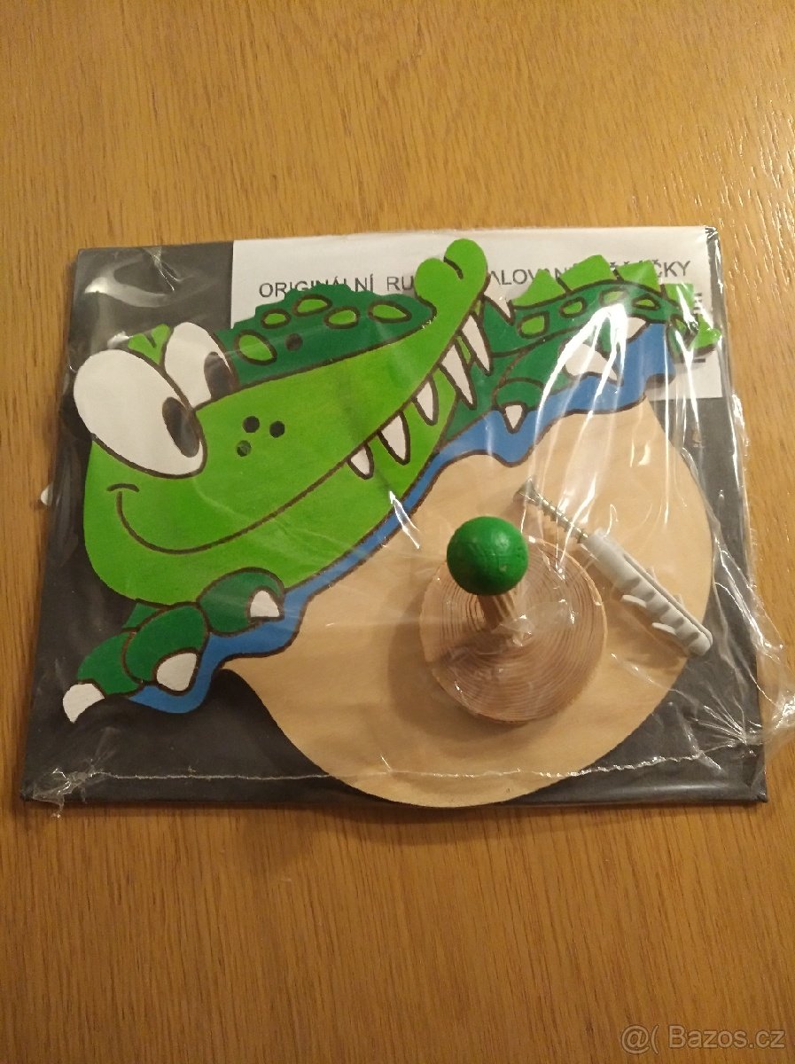 Dětská dřevěná dekorace - věšáčky - 3kusy - 3