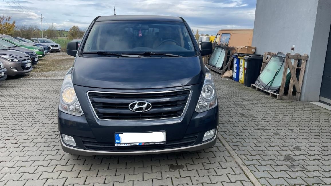 Hyundai H 1, 2,5 CRDI 8MÍST / AUTOMAT / AC, RV 4/2015 - 3
