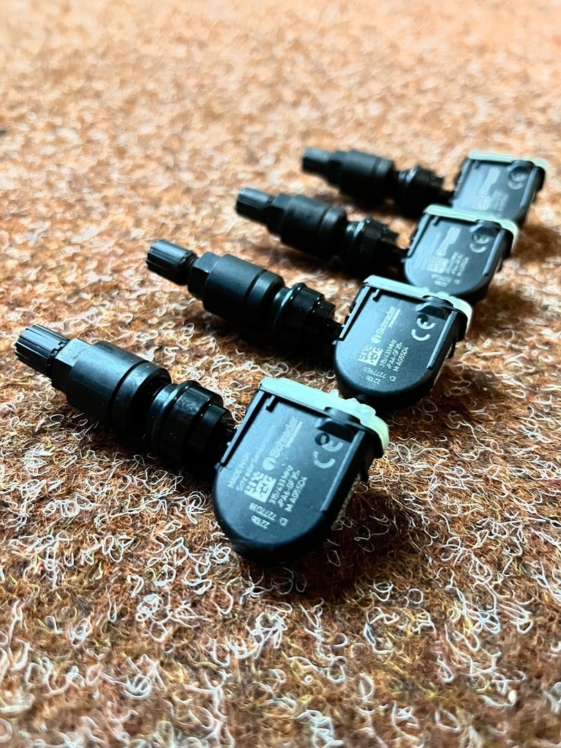4x TPMS - Senzory - Volkswagen - 3