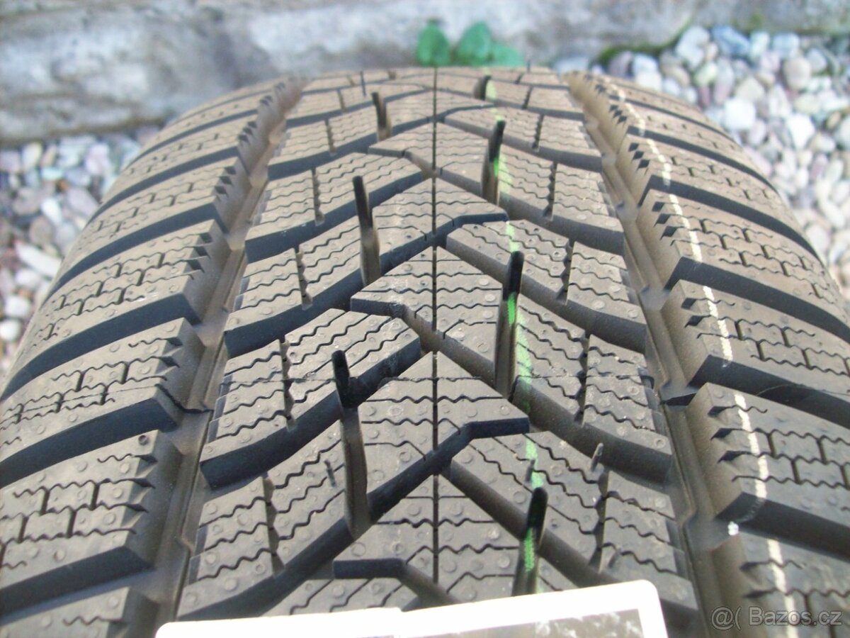 2+2ks zimní Golf VII Octavia III 205.55.16 91H - 3