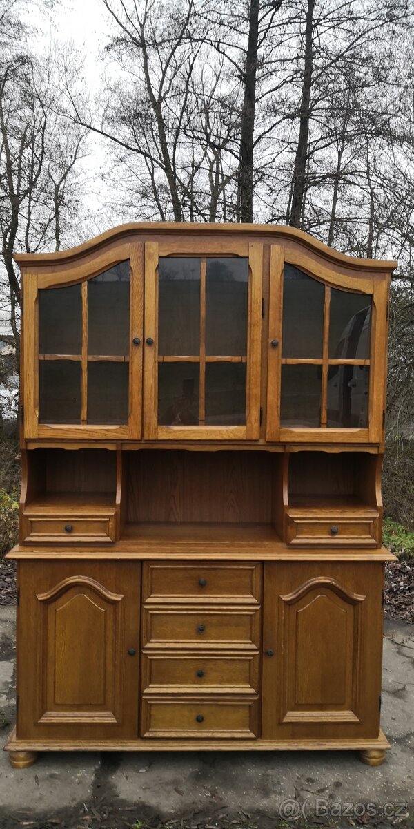 Masivní rustikální příborník - 3