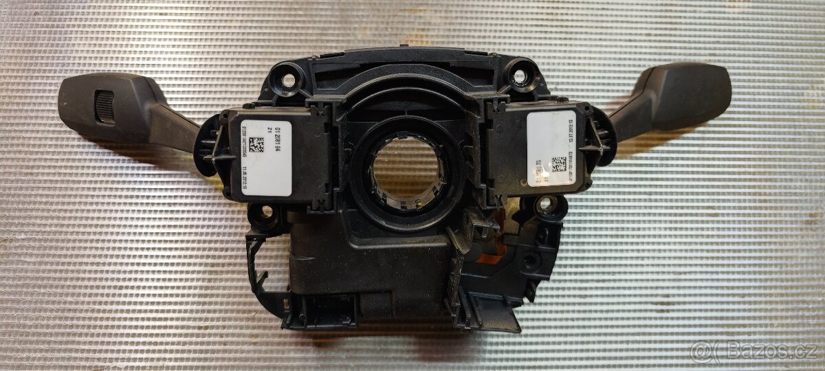 Páčky pod volant - přepínače BMW E88 - 3