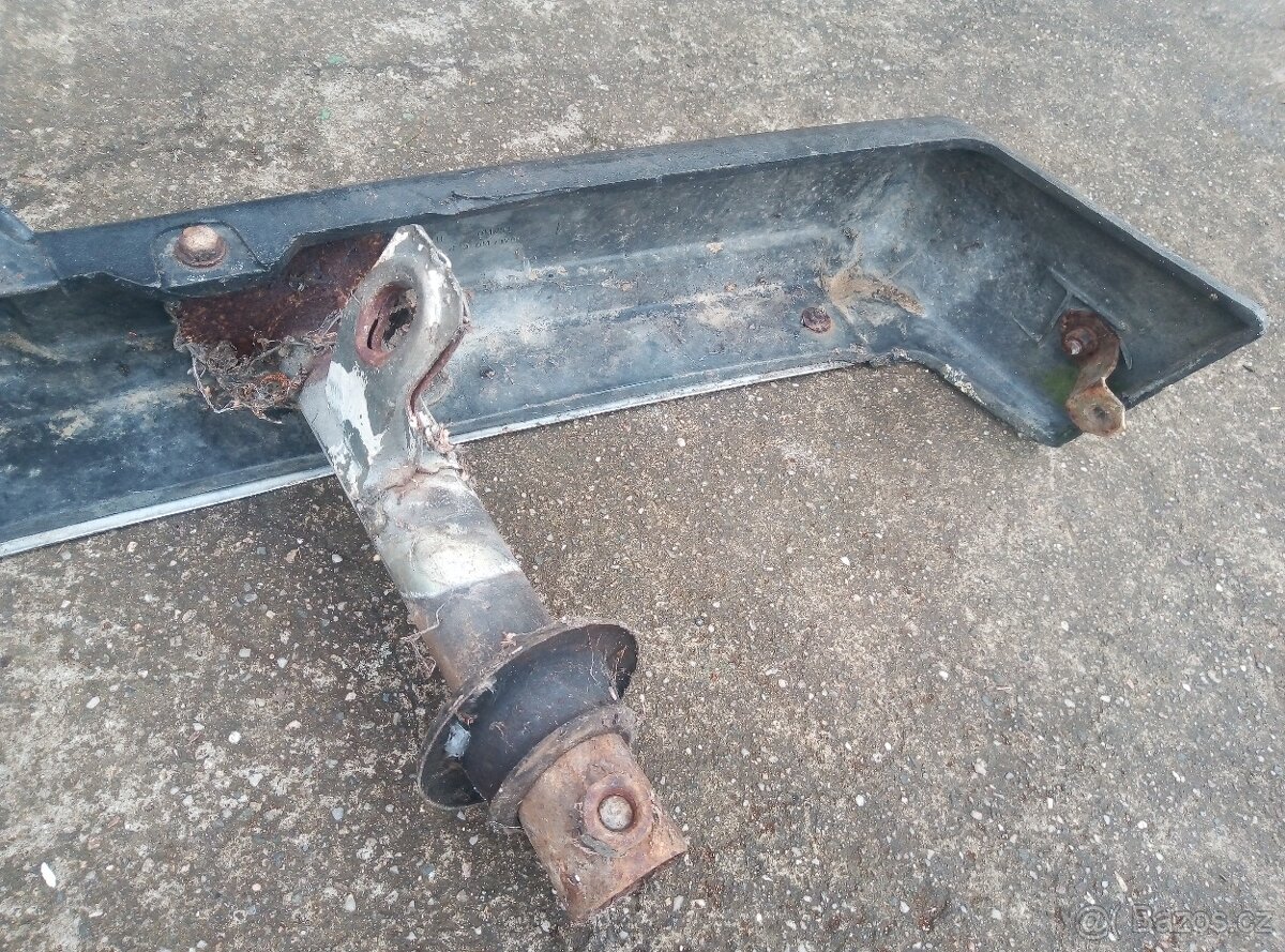 nárazník LADA - 3