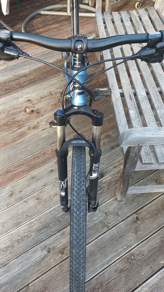 MTB SCUD rám 17", kola 27,5", 3x8 Microshift - 3