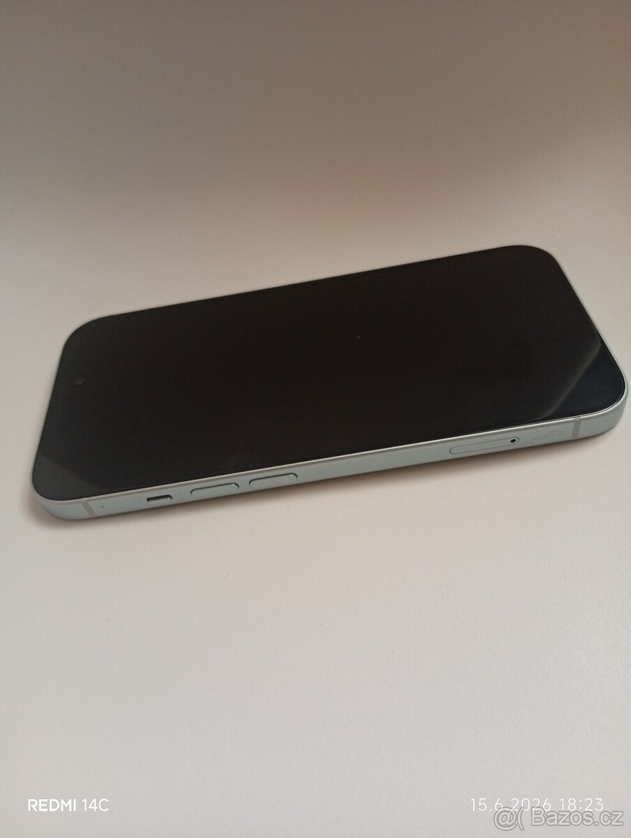 Apple iPhone 15 128GB - 3