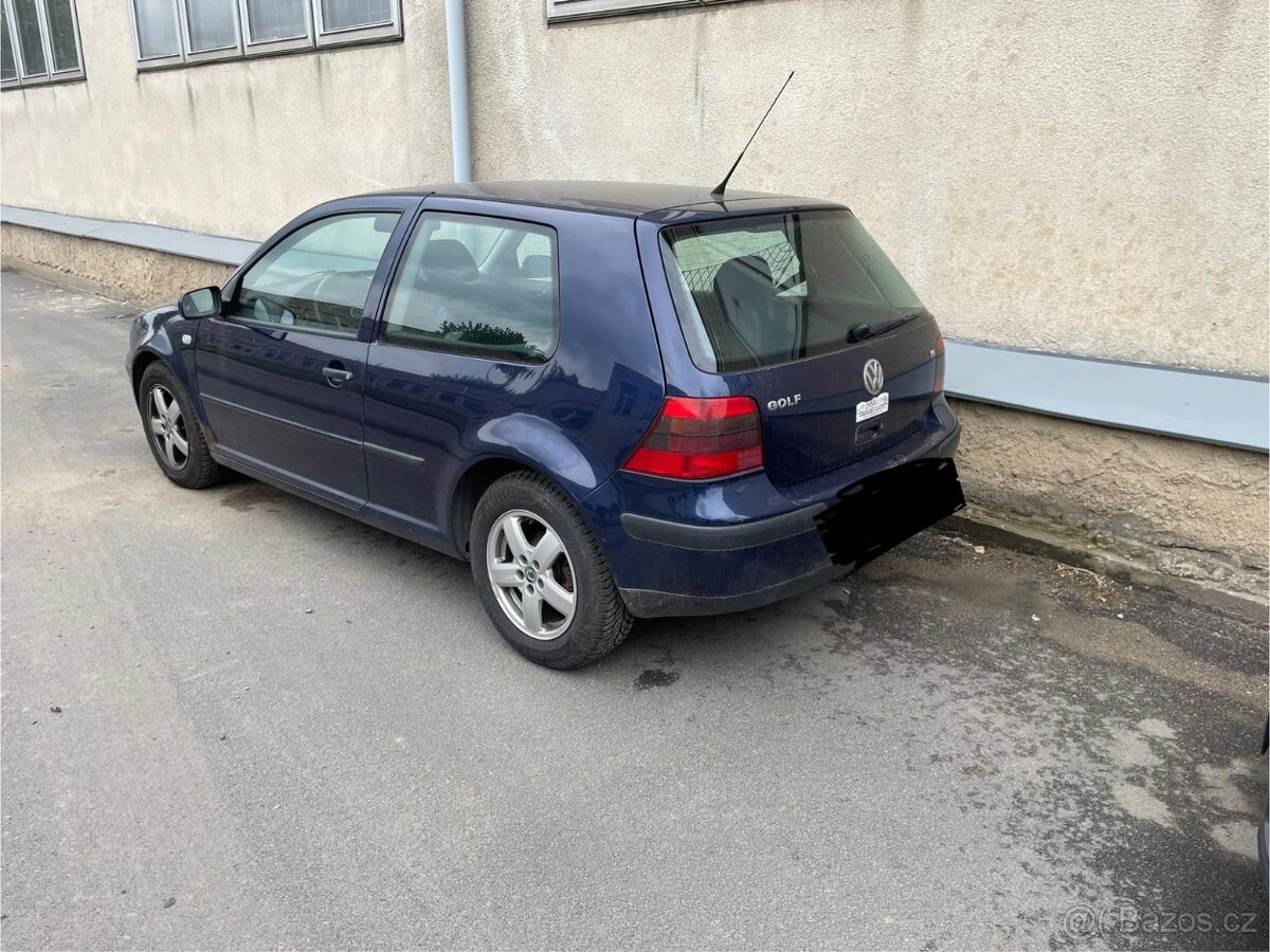 VW Golf 4 1.6 74kw - 3