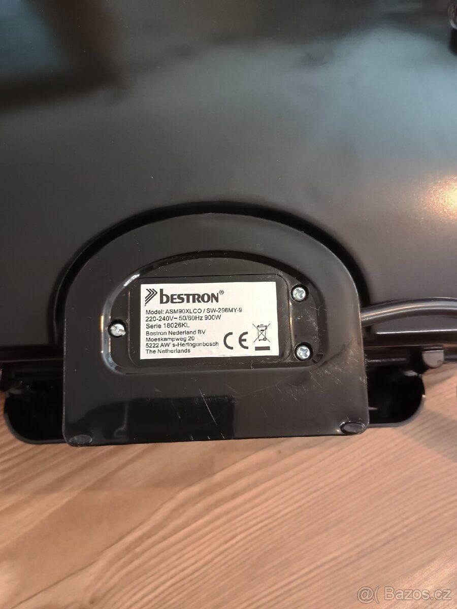 Sendvičovač Bestron XL - 3