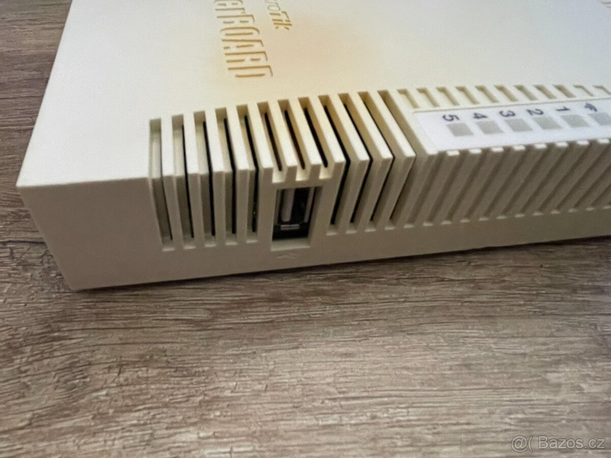 Mikrotik RB9511G-2HnD - 3