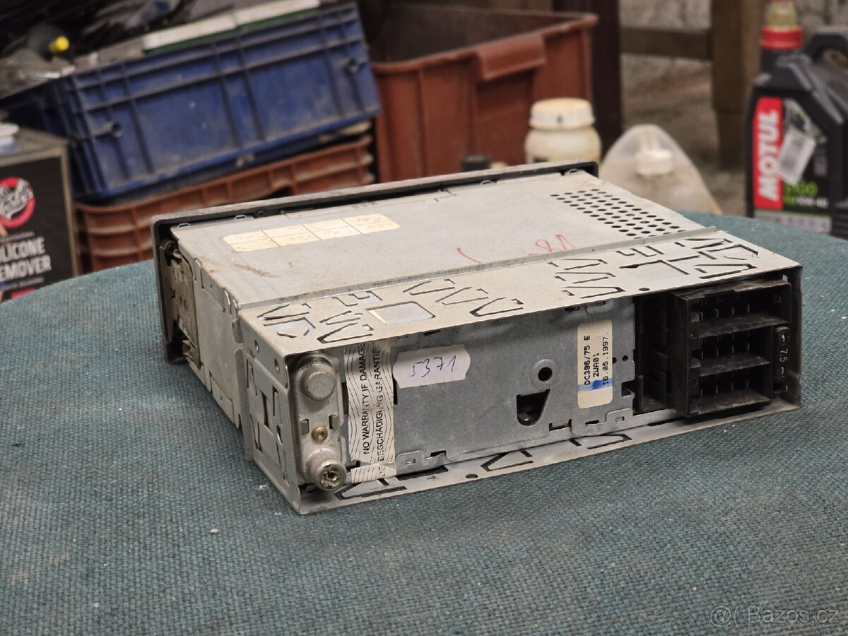 Staré autorádio Philips - 3