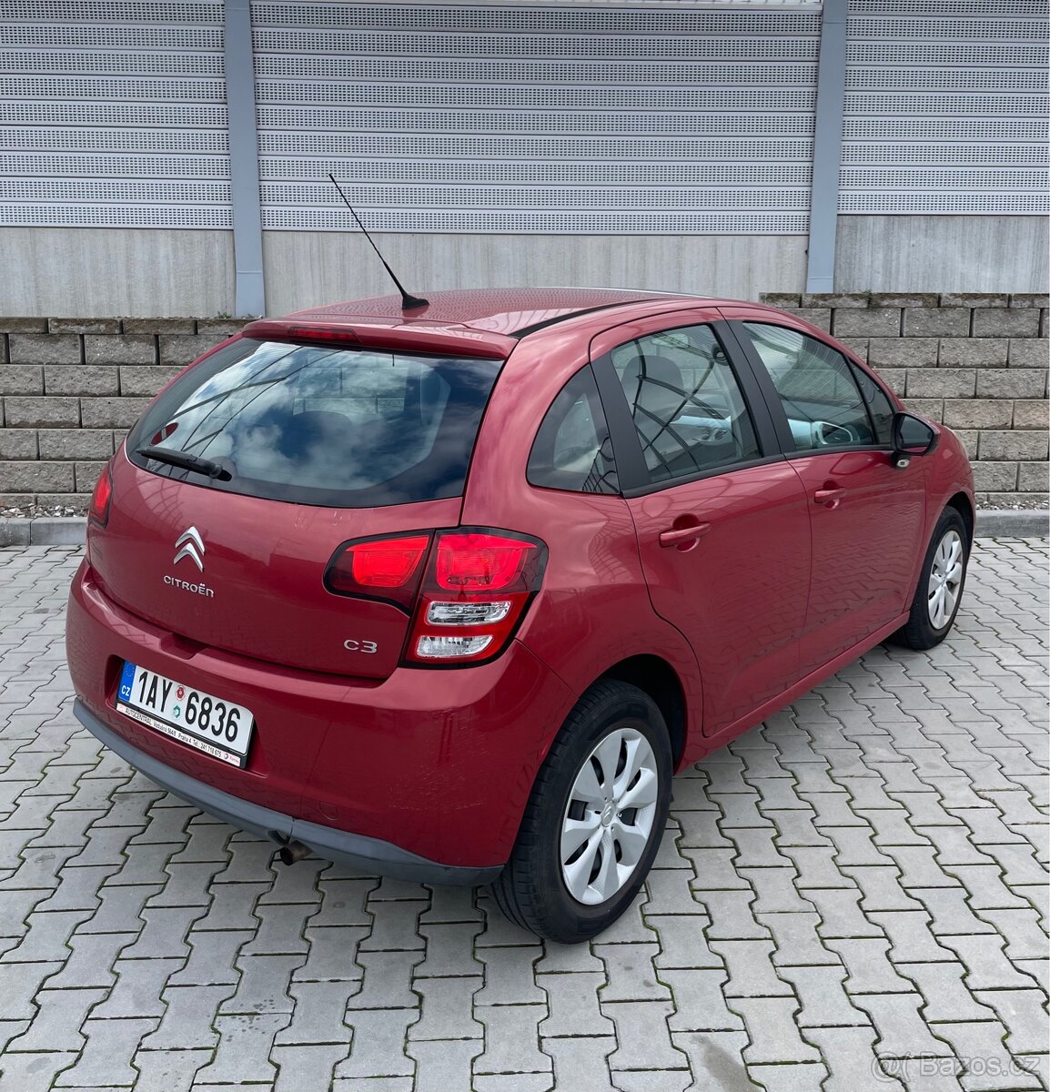 Citroen C3 1,6i / 1,4/ 54 kw/ klima / panorama - - 3