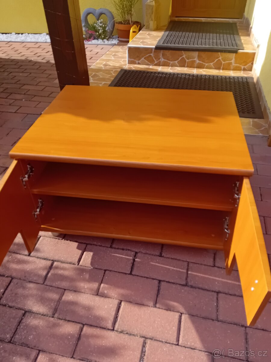 Skříňka - 3