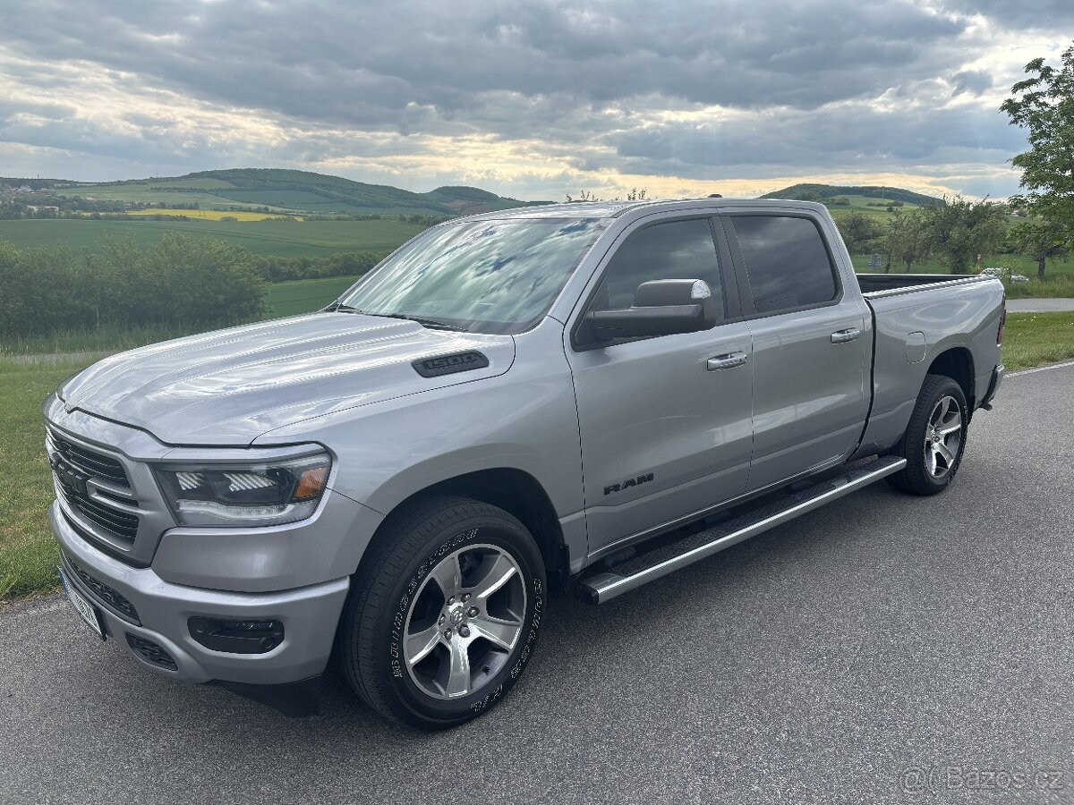 Dodge RAM 1500 5,7 4X4, 2019, Sport Luxury,odp.DPH