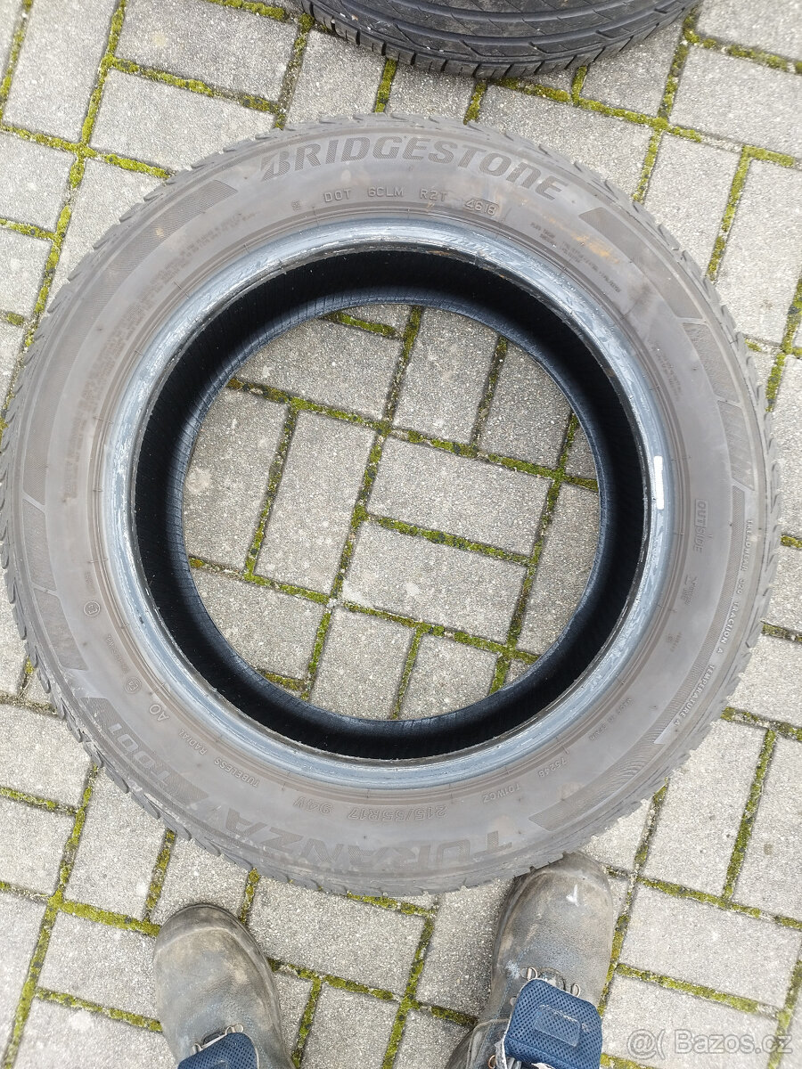 letni pneu 215/55 R17 - 3