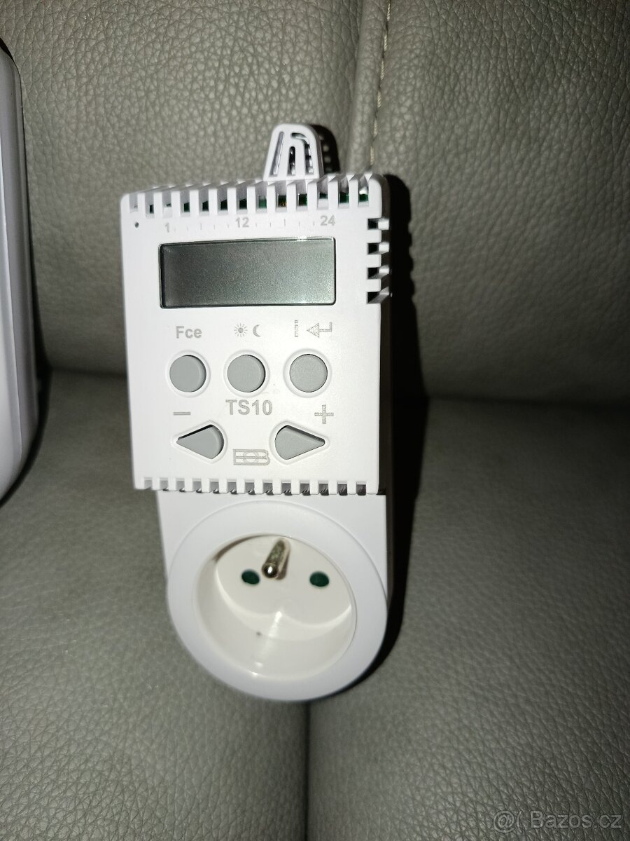 Měřič spotřeby + Tepelně spínaná chytrá zasuvka - 3