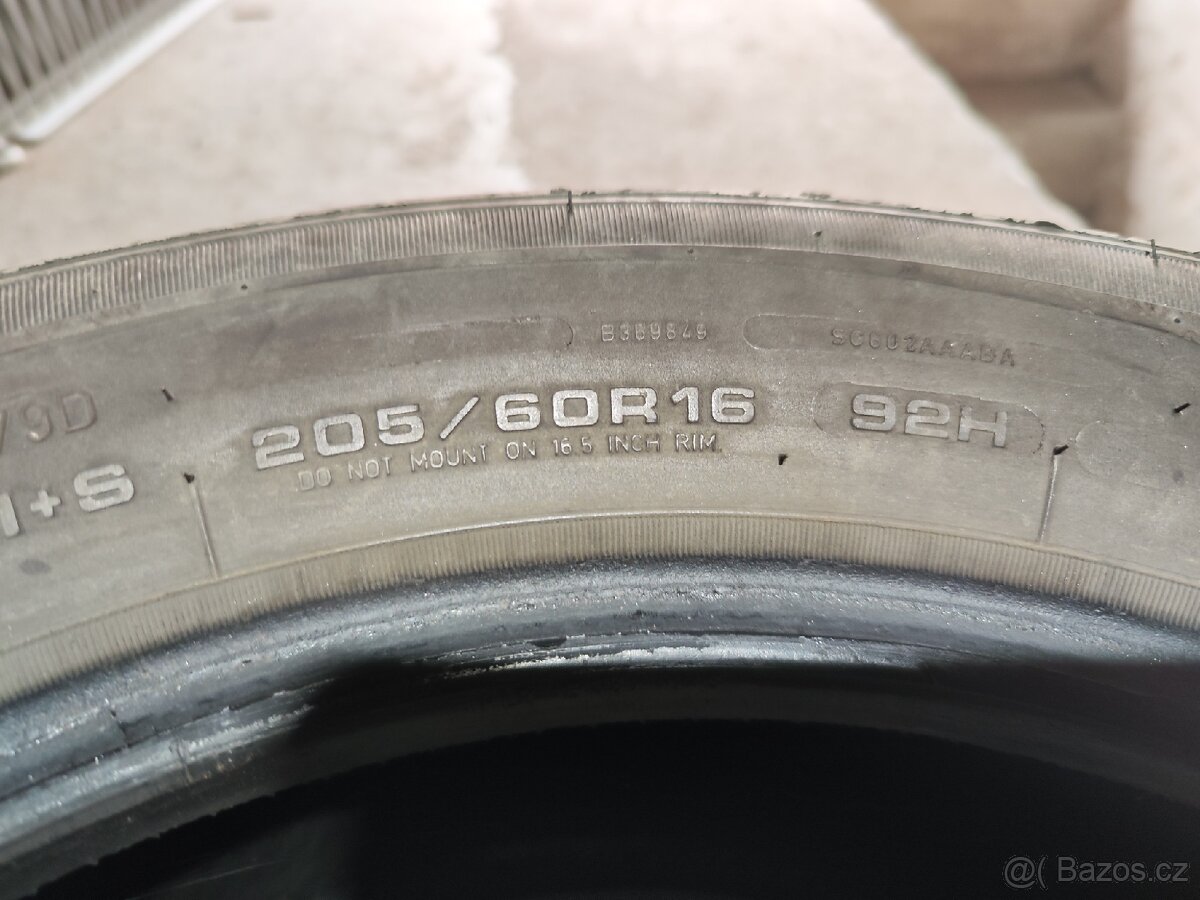 Pneu 205/60 r16 - 3