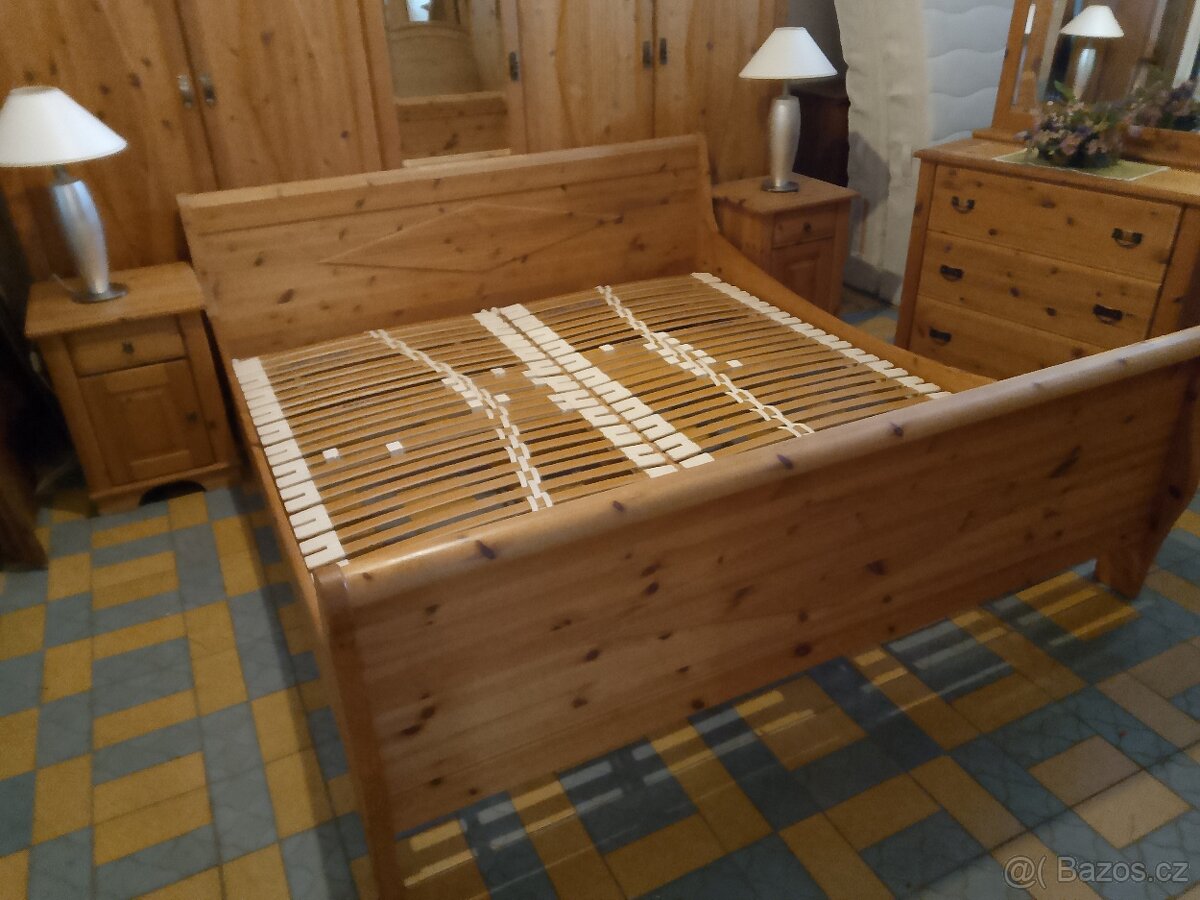 KOMPLETNÍ CELODŘEVĚNÁ LOŽNICE NORA - 3