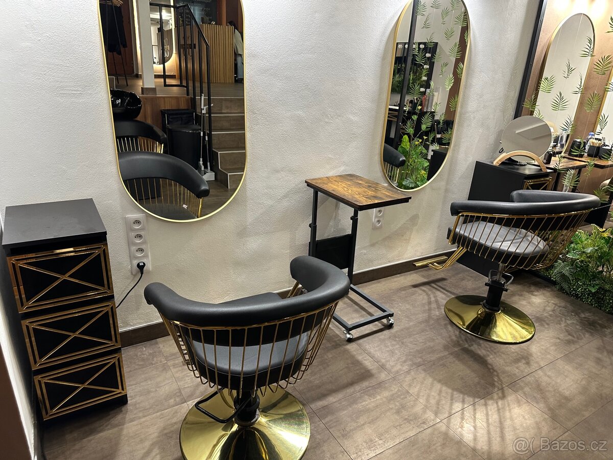 Promajem kadeřnického křesla - 3