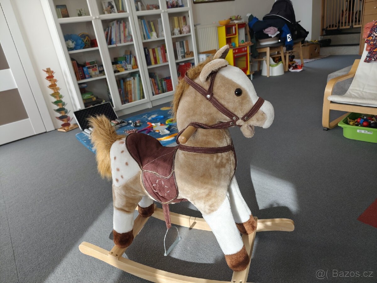houpací kůň - 3