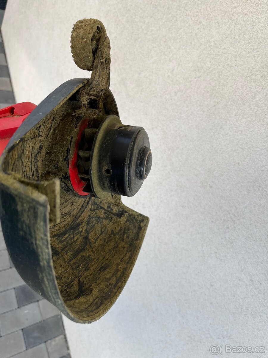 Strunová sekačka HECHT - 3