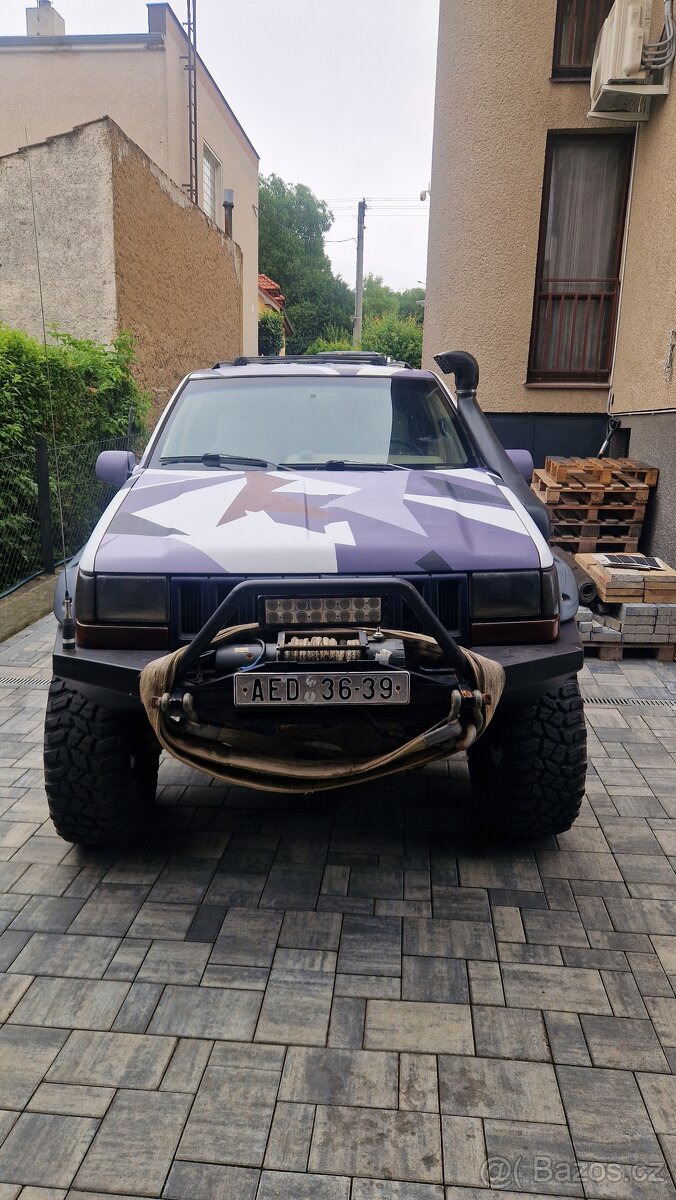 Jeep Crand Cherokee 5,2 V8 Offroad speciál