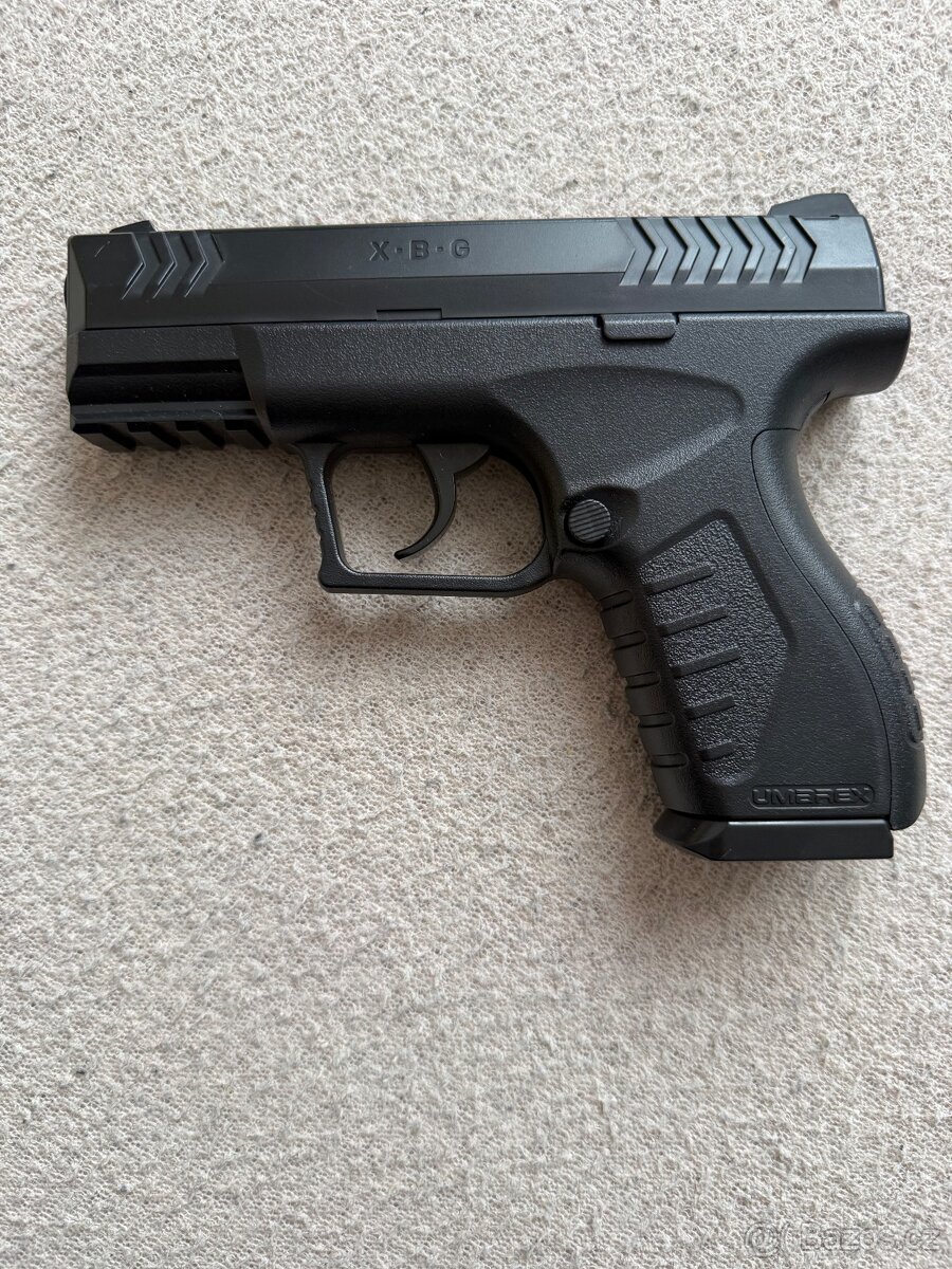 Vzduch. pistole Umarex XBG včetně broků a CO2 - 3