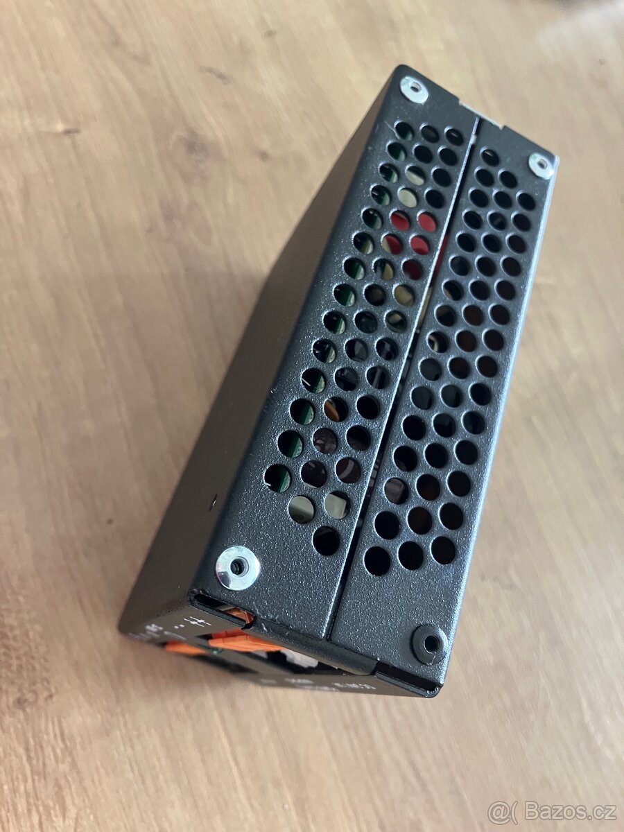 Spinany napajeci zdroj pro nabijeni baterii - 3