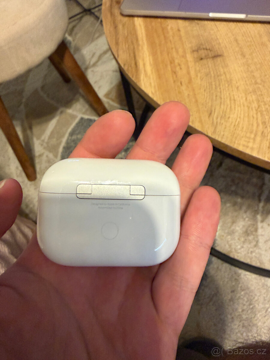 Prodám AirPods 2 generace jako nový - 3
