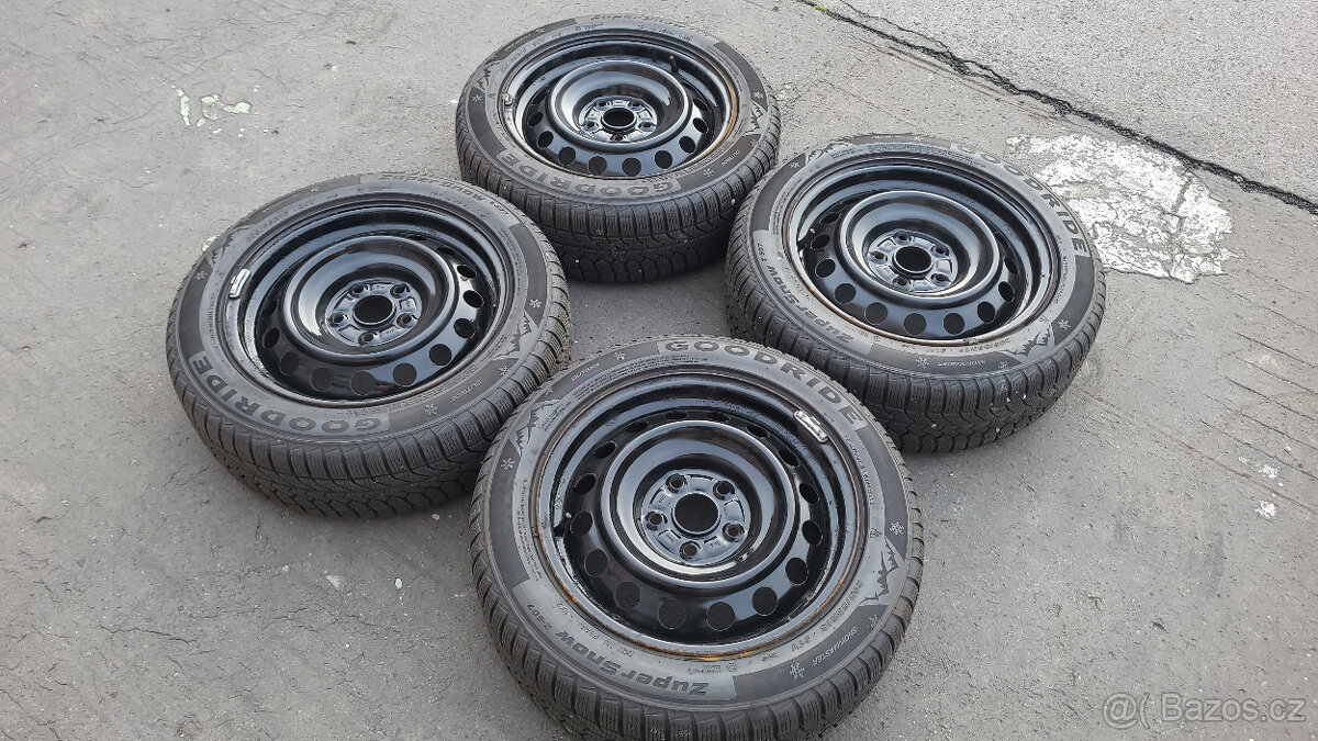 Zánovní orig. zimní kola 16" 5x114,3 ET45 Toyota - 3
