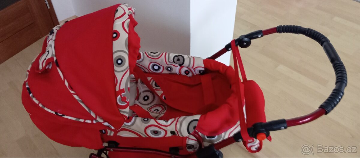 Kočárek pro panenky - 3