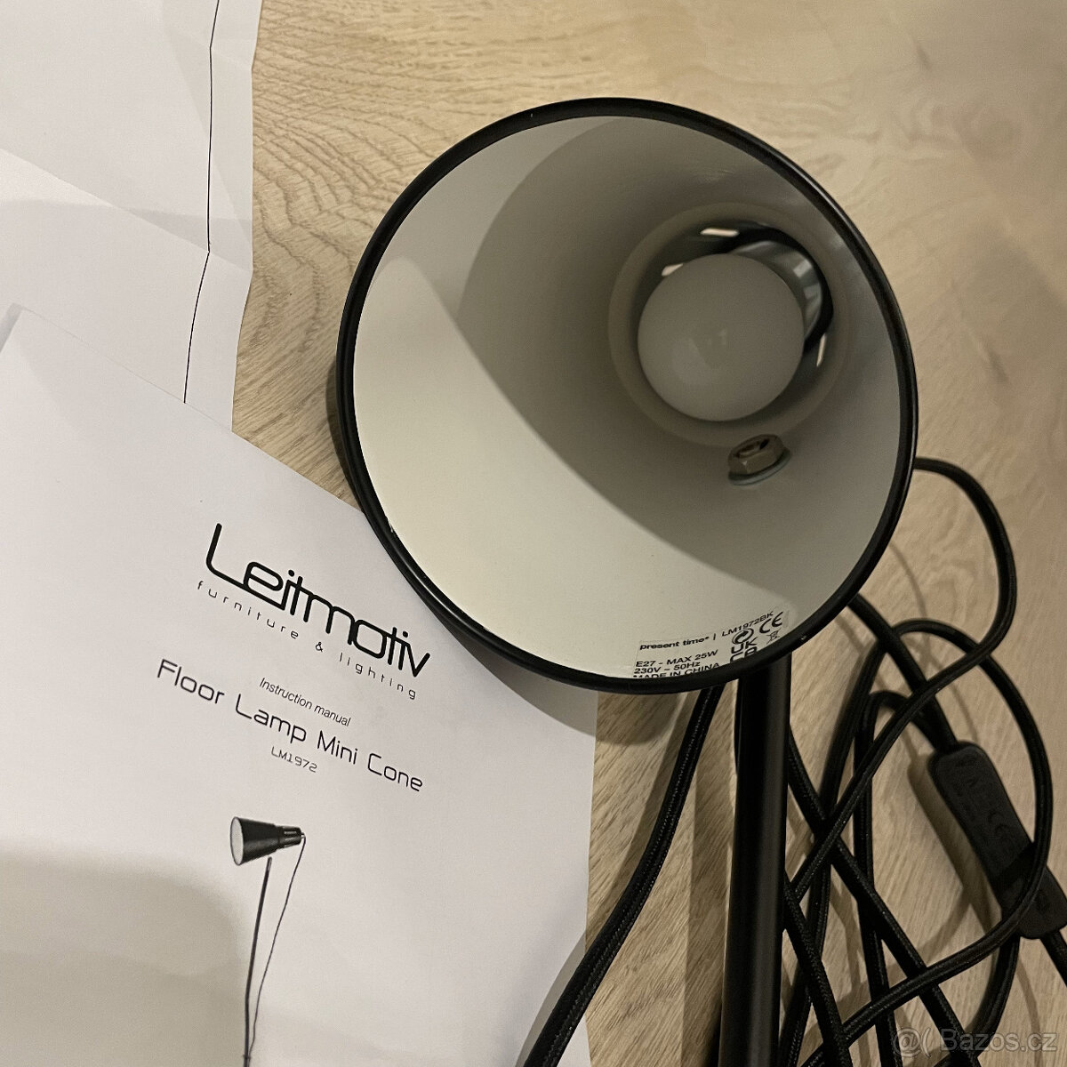 Černá stojací lampa Leitmotiv Mini Cone, výška 147,5 cm - 3