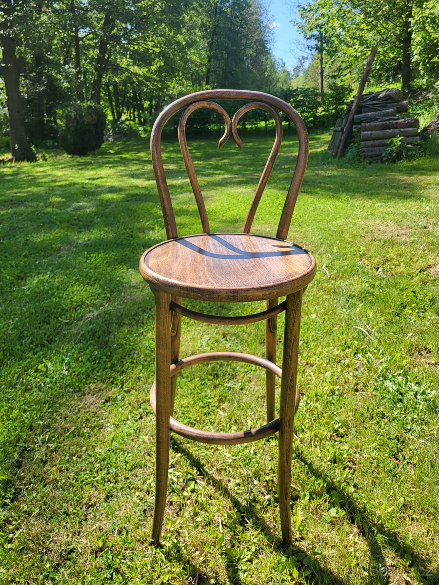 Barova zidle TON - 3