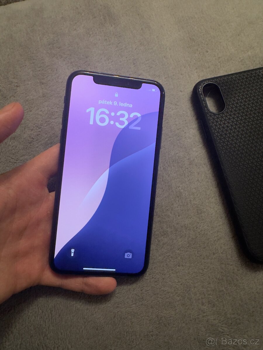 iPhone XS 64 GB - 3