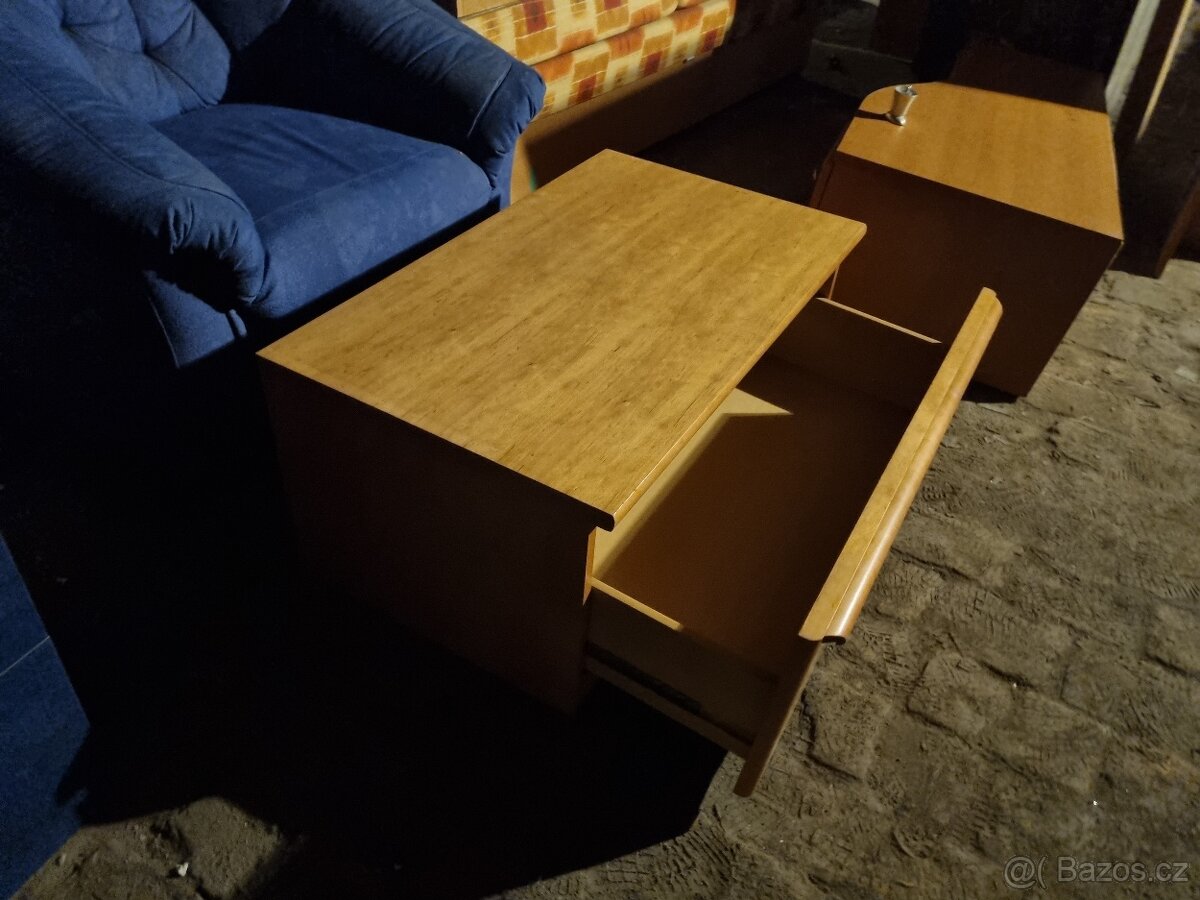Stolek se šuplíkem - 3