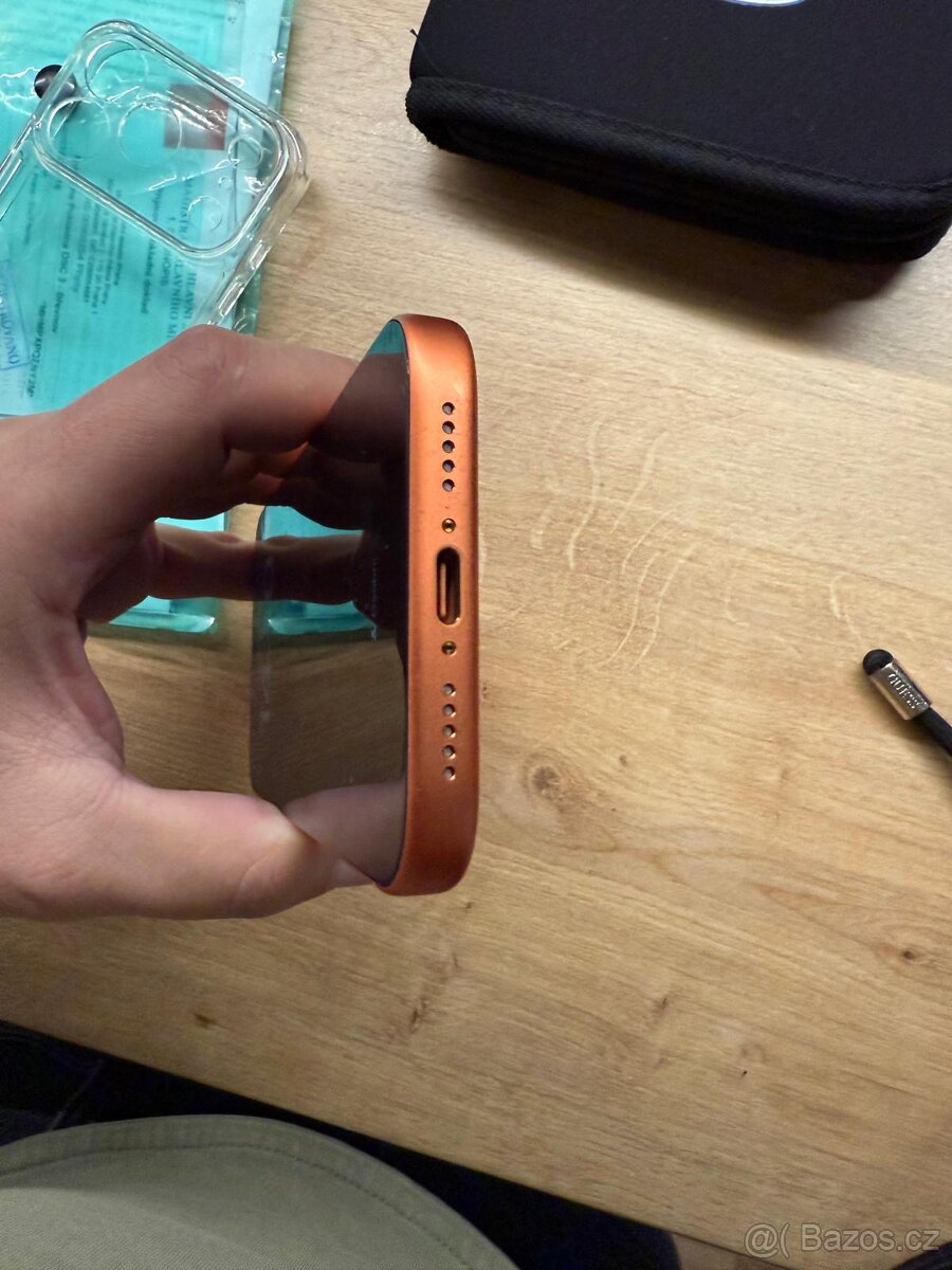 Apple iPhone 17 pro - 3