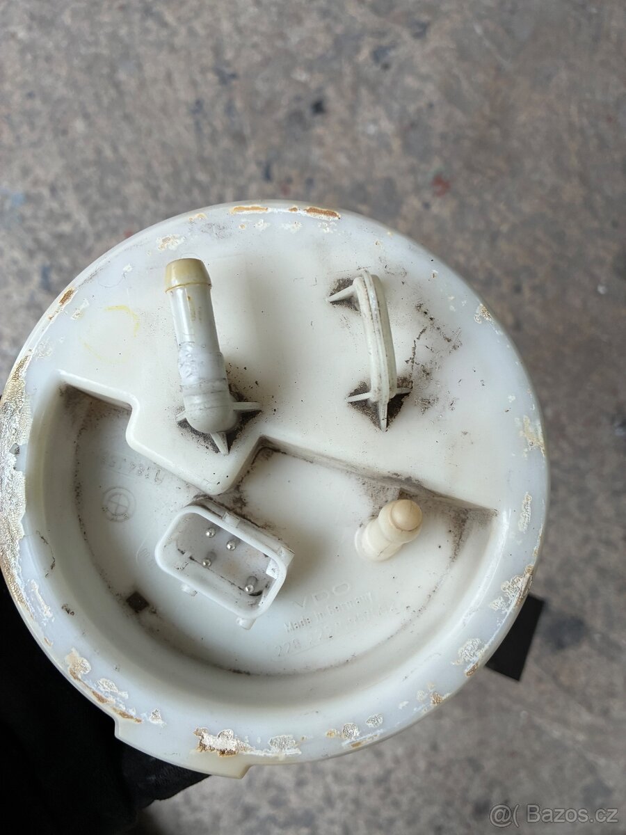 BMW E46 koš čerpadla - 3