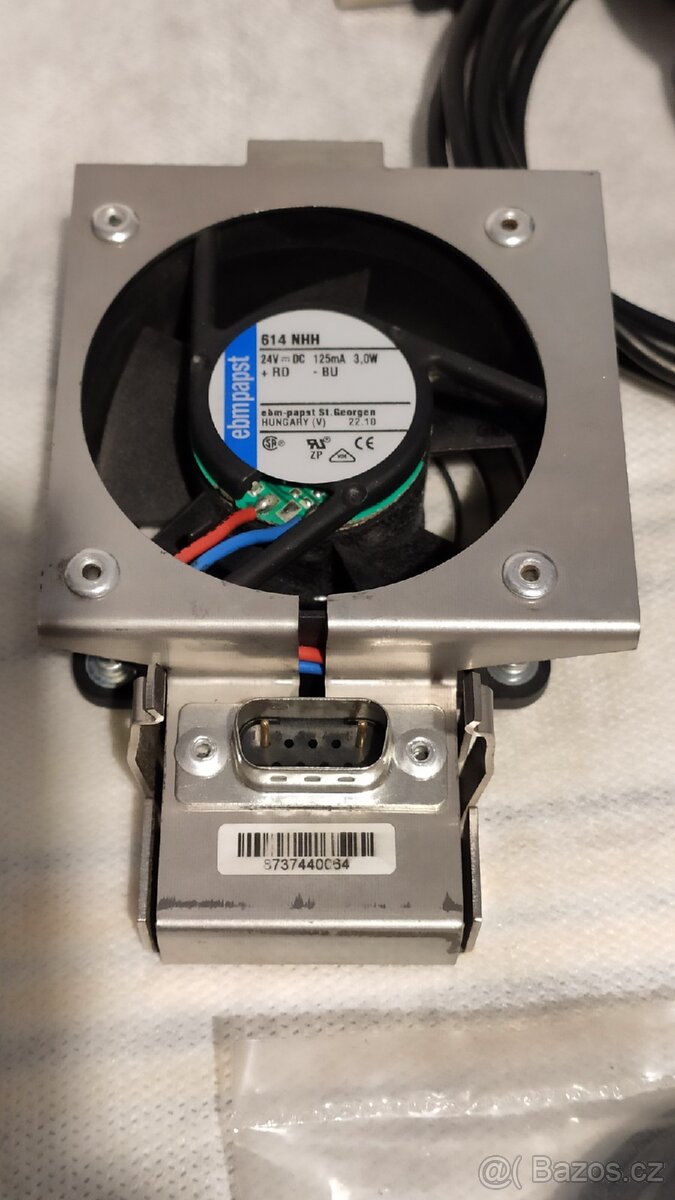 Adaptéry telefony kabely navigace - 3