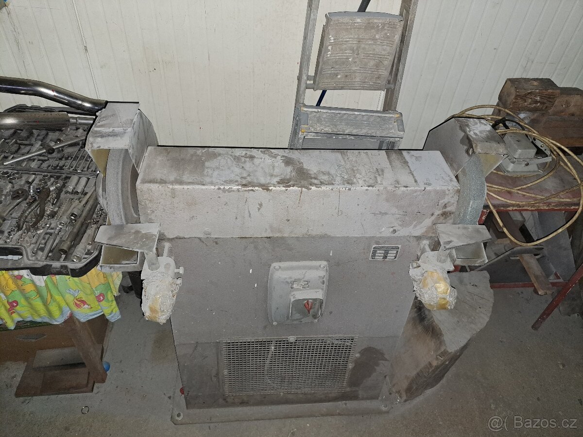 Dvoukotoučová bruska - 3