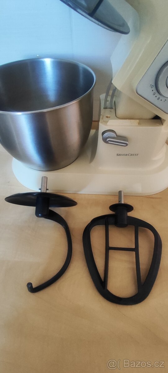 Kuchyňský robot - 3