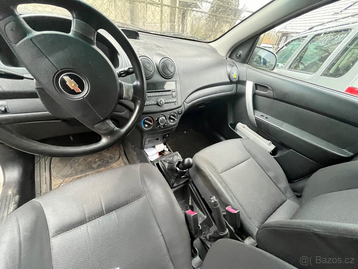 Chevrolet Aveo 2010 NEPOJIZDNÉ - 3