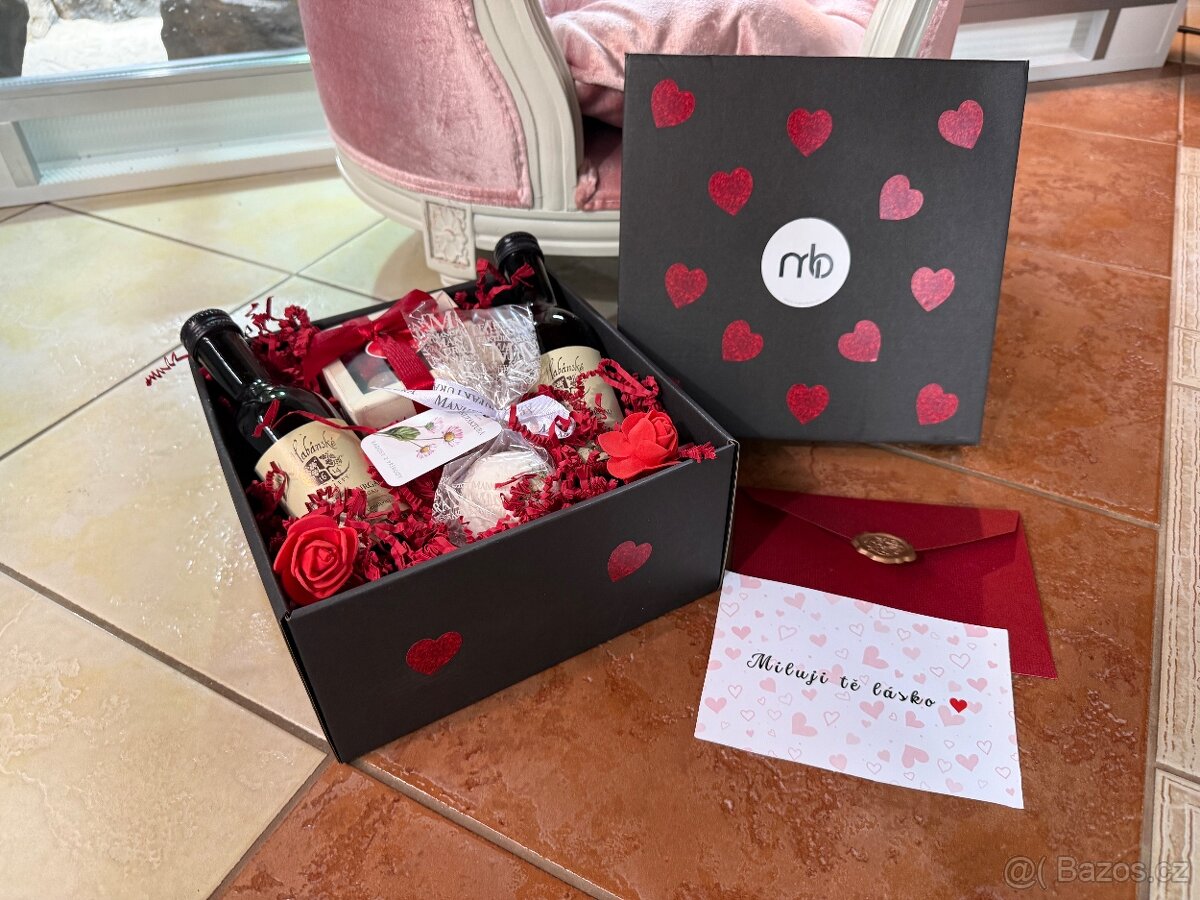 DÁRKOVÁ SADA PRO ZAMILOVANÉ N.O.V.É. - 3