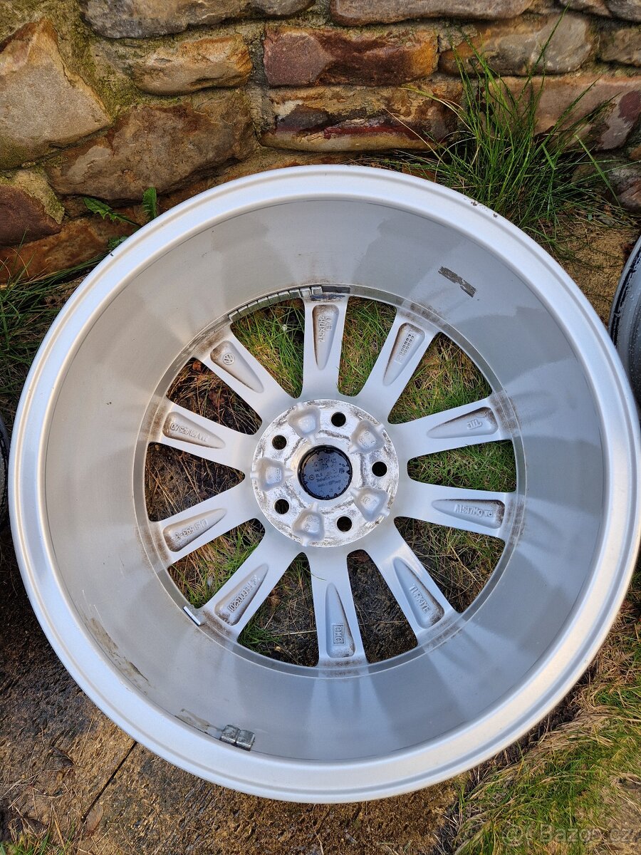 Alu kola VW Passat 4x - 3